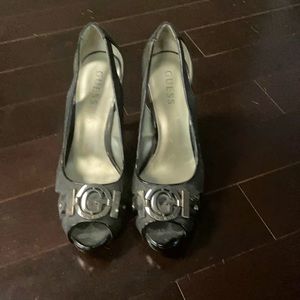 Guess peep toe pumps